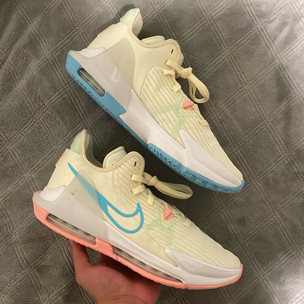 Nike LeBron Witness 6 Easter